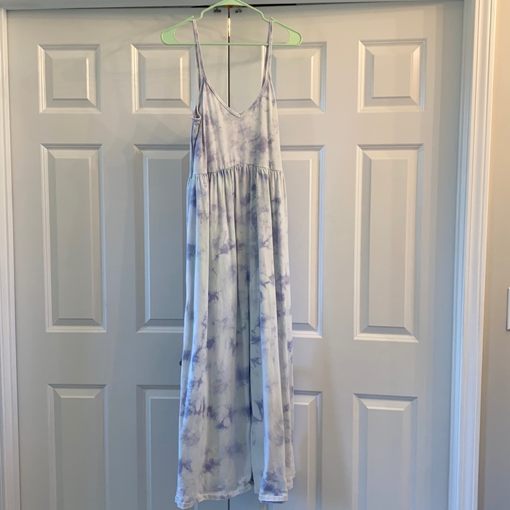 Z Supply blue tie dye maxi dress. Fits loose for M. Wore a couple times.
